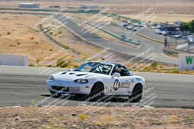 media/Oct-18-2025-Extreme Speed (Sat) [[d6d7e1fef1]]/Group 2 Green/Session 2 (Turn 3)/